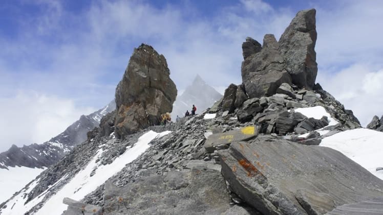 Shrikhand Mahadev Yatra History & Trek Cost 2023