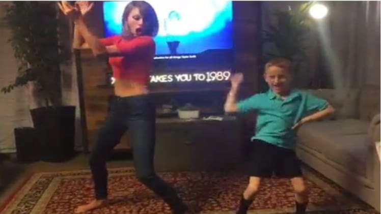 Shake It Off: Taylor Swift Dances With 7-Year-Old Boy Who Shared Video of Himself Dancing to Song