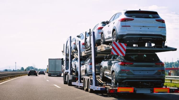 Factors to Consider When Selecting the Right Car Shipping Company for Your Needs