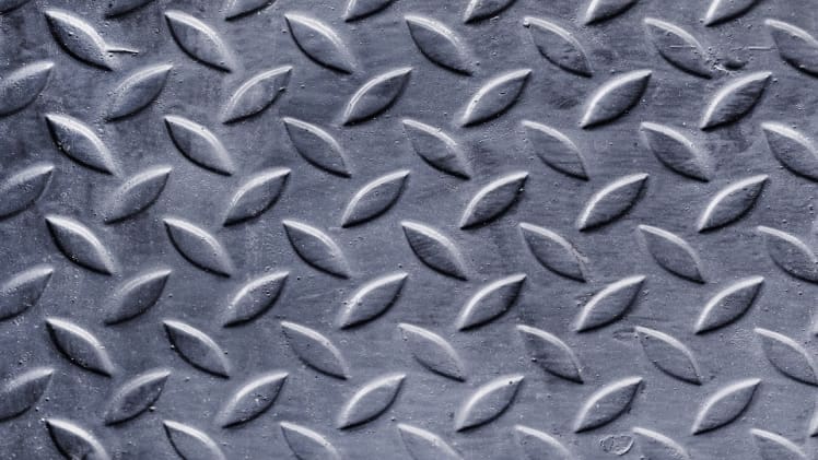 Benefits of Using Diamond Plate Aluminium Sheet for Industrial Applications