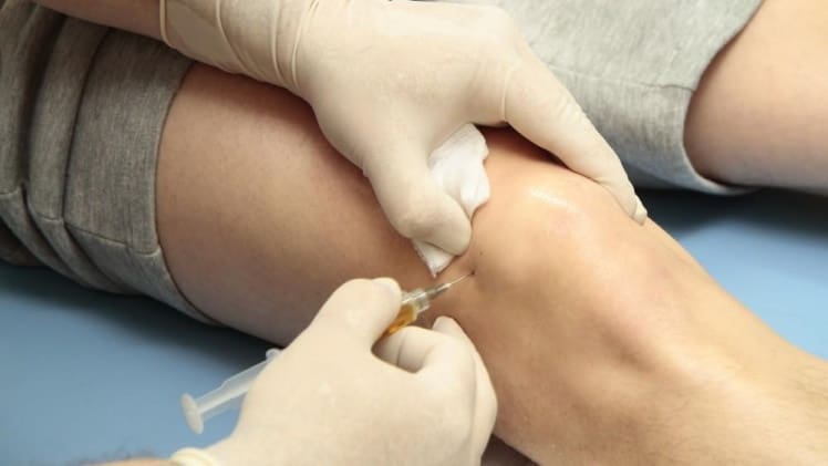 Understanding the Causes of Knee Pain and How a Specialist Can Help