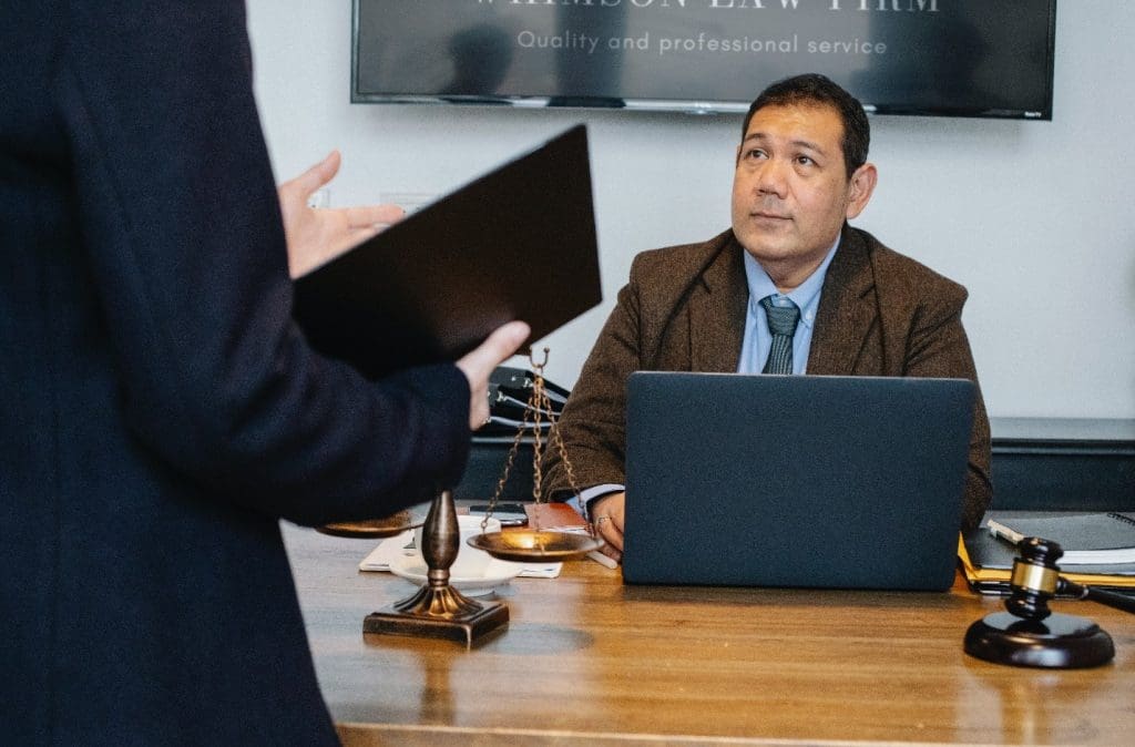 8 Tips to Navigate the Process of a Mesothelioma Lawsuit