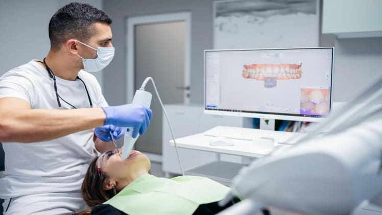 Dentist Rancho Bernardo – Dental Bonding to Enhance Oral Health and Aesthetic Appeal