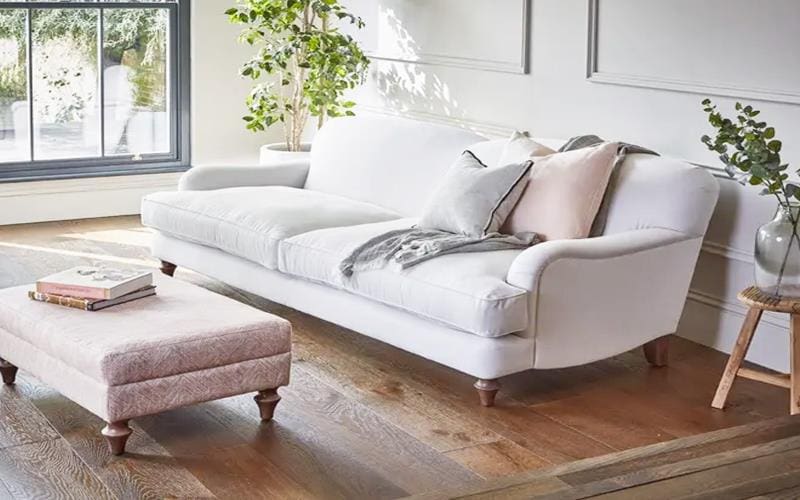 From Minimalism to Glamour: Uncovering the Beauty of Diverse Sofa Designs