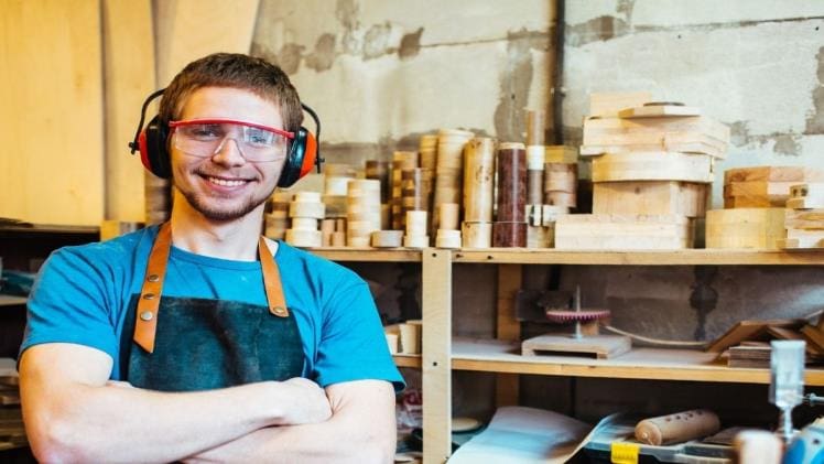 Do the self-employed need workers comp insurance?