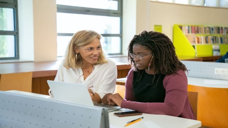 Transform O-Level Physics Education with Singapore’s Best Tuition Programs